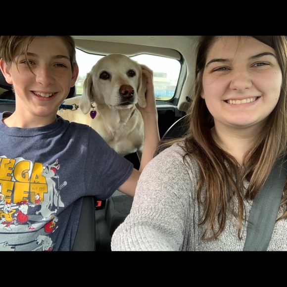 Meet your Posher, Sarah - Picture 2 of 4